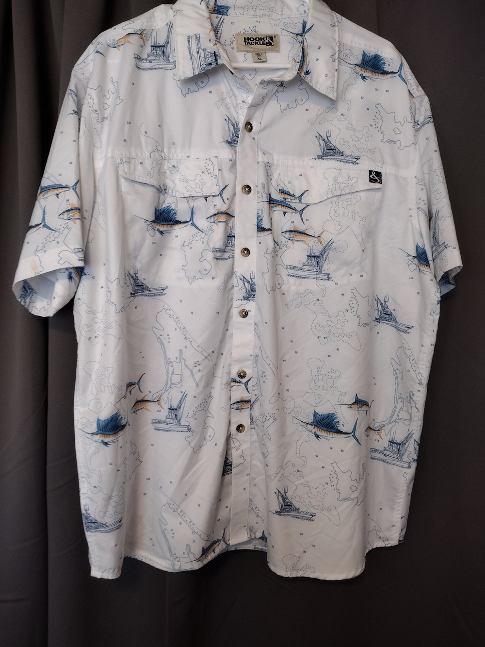 Hook & Tackle Men’s White Short-Sleeve Sailfish Print Button-Down Shirt